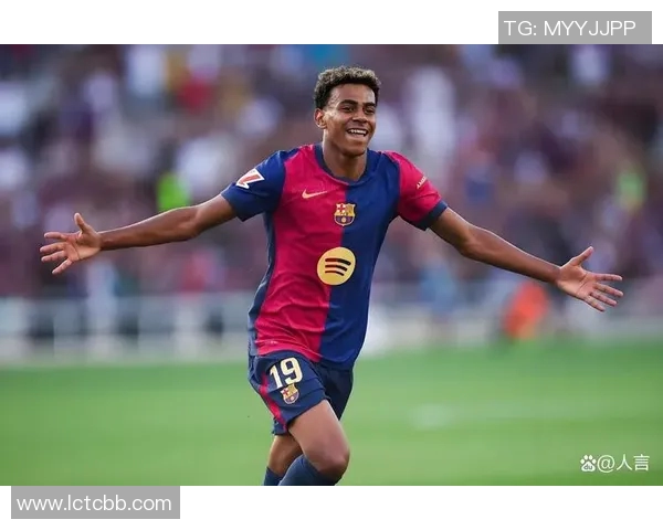 足球球星绯闻不断 恋情曝光引发网友热议揭秘明星私生活背后的真相